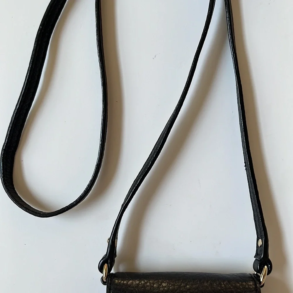 Kate Spade Phone Crossbody‎ Bag Womens Small Black Pebbled Leather Gold Logo